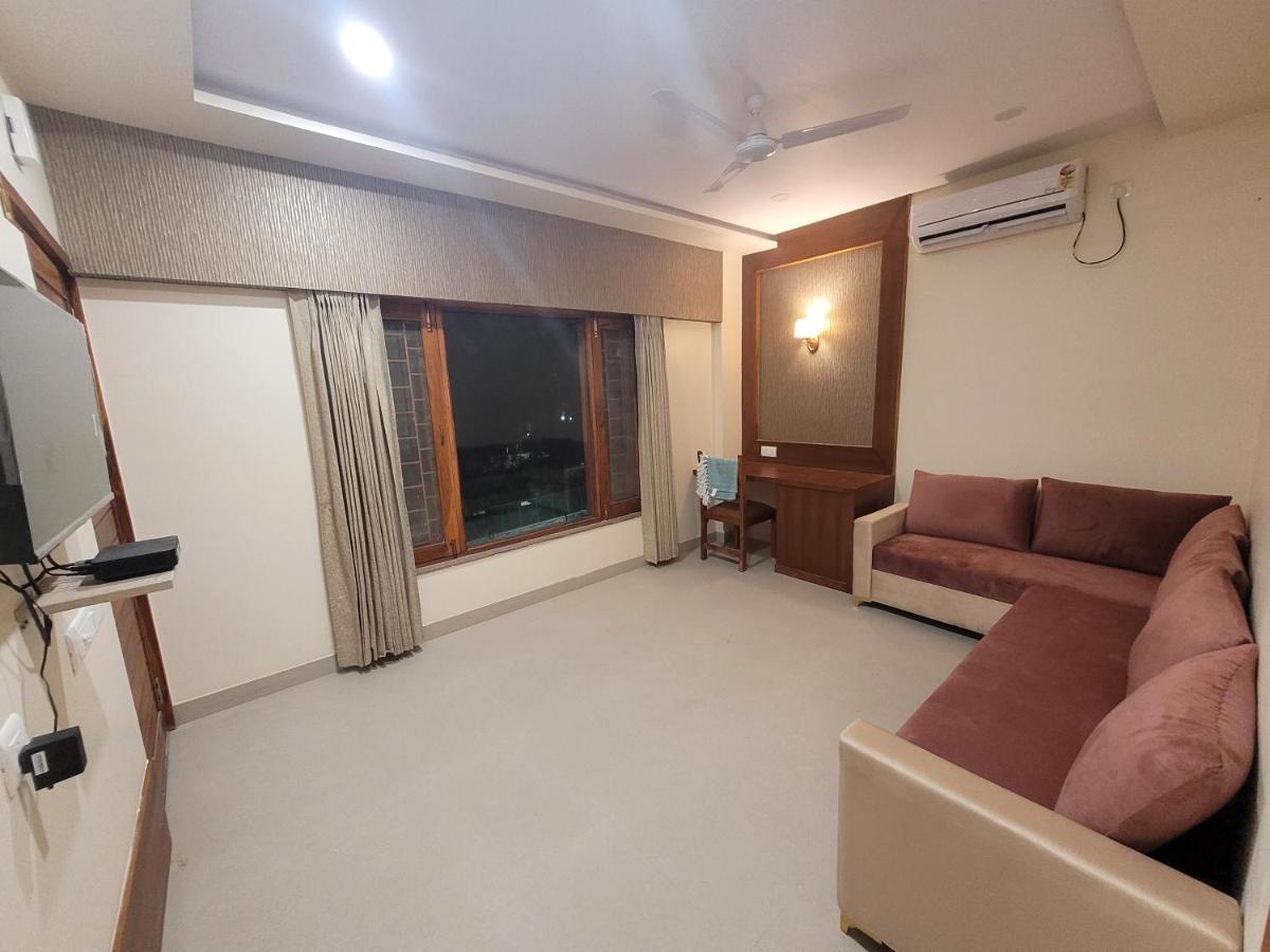 Hotel Ananda Kashi Варанасі Екстер'єр фото