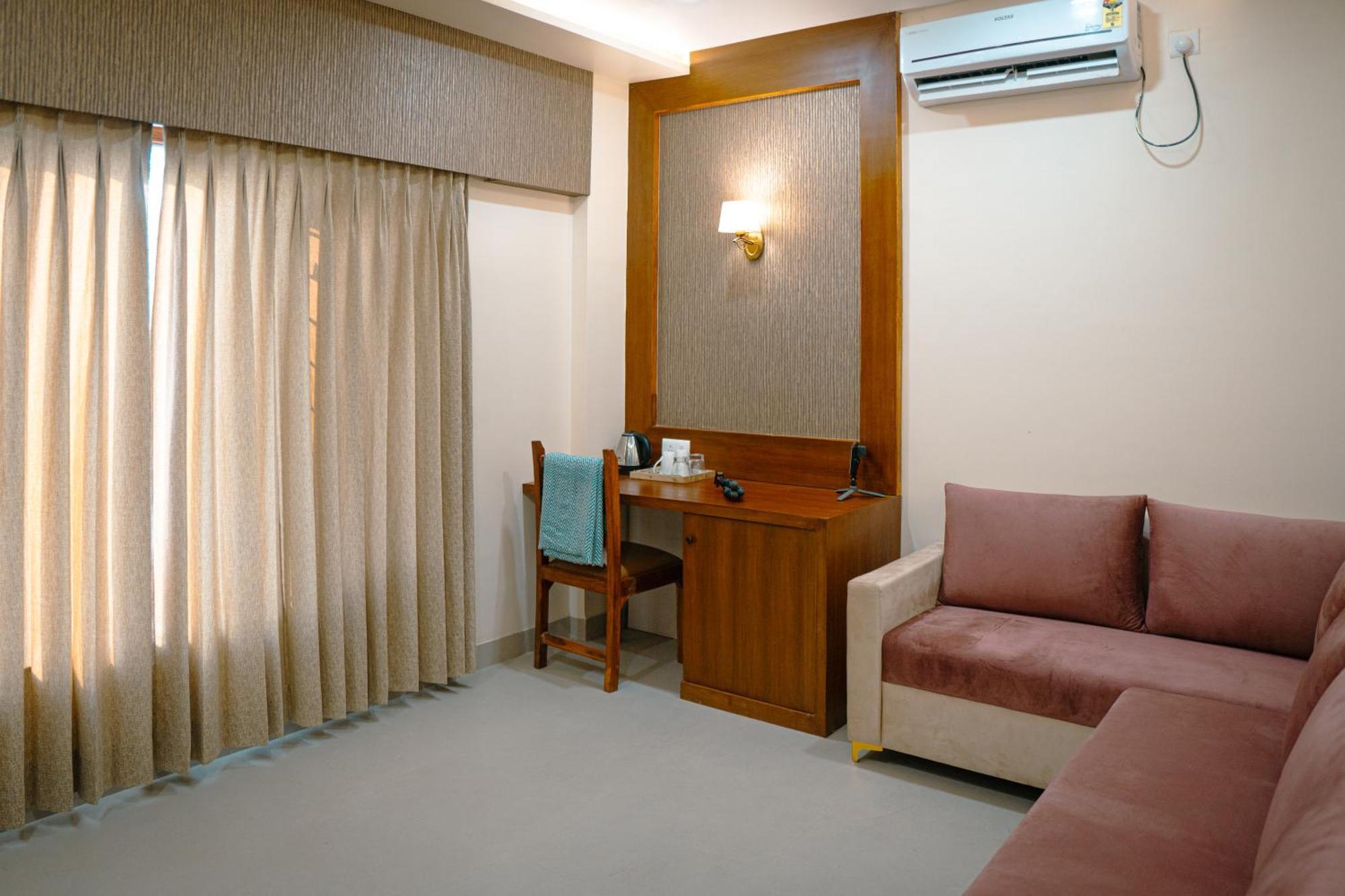 Hotel Ananda Kashi Варанасі Екстер'єр фото