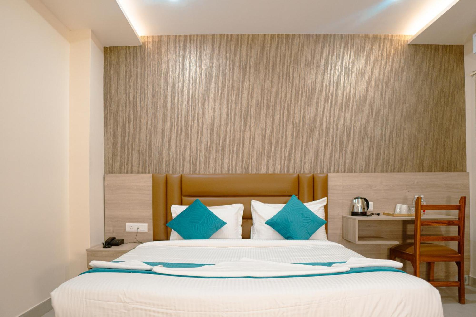Hotel Ananda Kashi Варанасі Екстер'єр фото